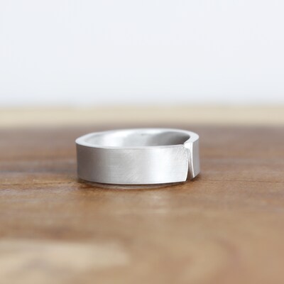 Custom Initial Ring - image3